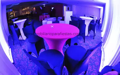 renta de sillas con fundas